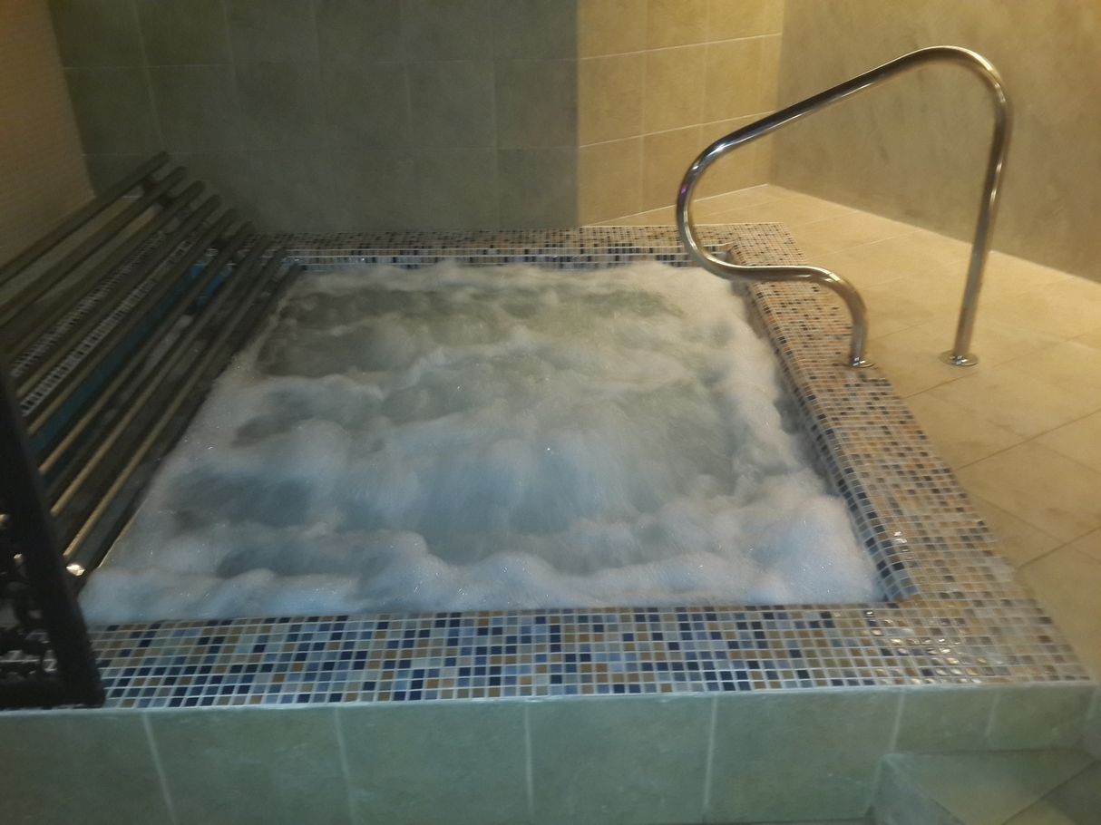 Частные бассейны с морской водой и SPA в фитнес-центре "Кимберли Лэнд"